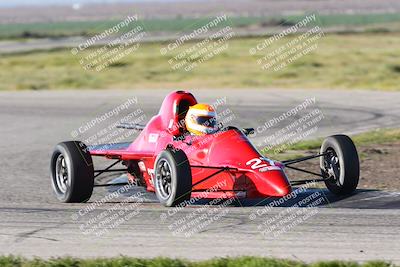 media/Mar-17-2024-CalClub SCCA (Sun) [[2f3b858f88]]/Group 4/Qualifying/